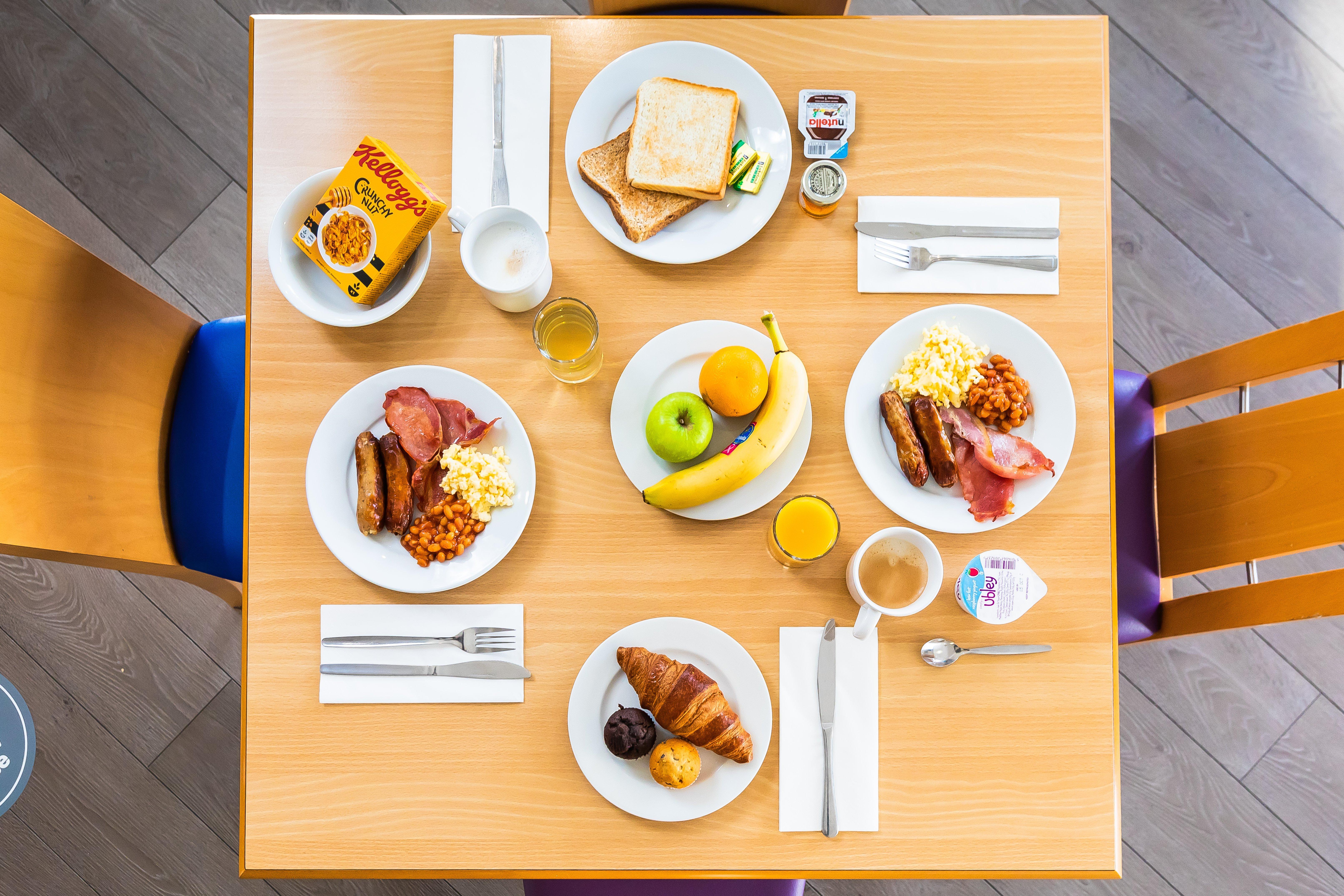 Holiday Inn Express Norwich By Ihg Drayton  Bagian luar foto