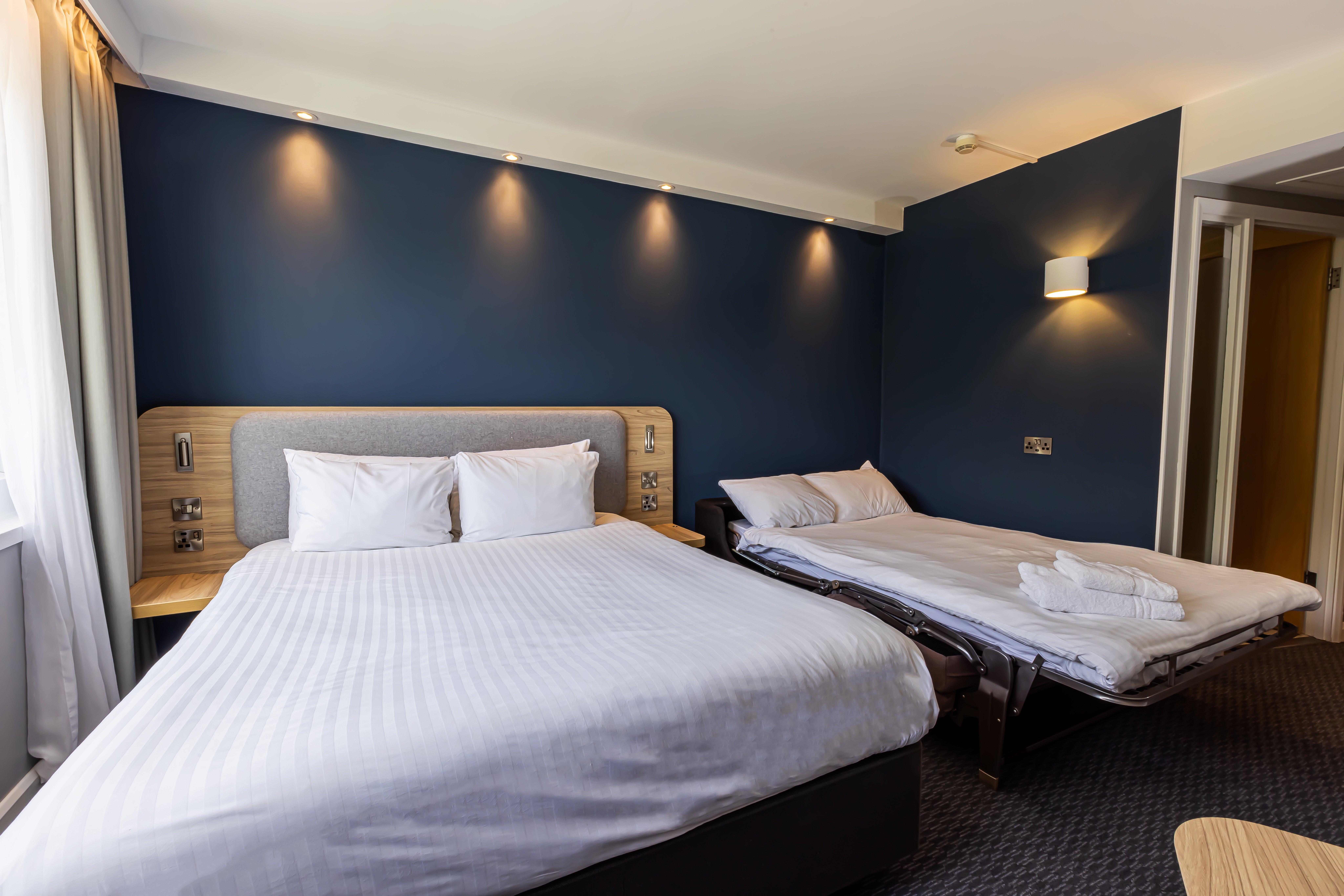 Holiday Inn Express Norwich By Ihg Drayton  Bagian luar foto