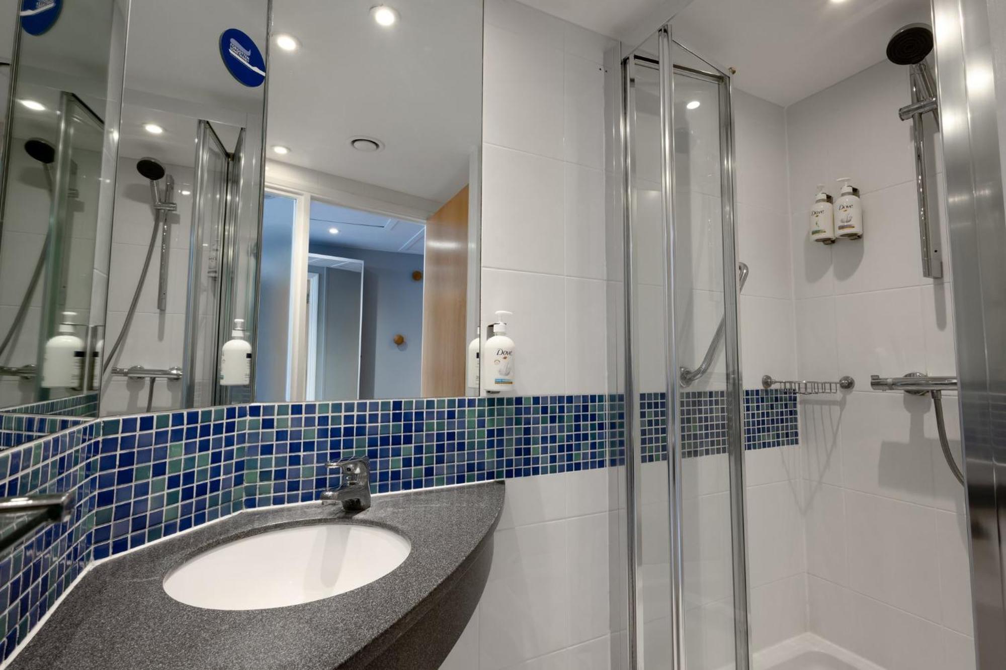 Holiday Inn Express Norwich By Ihg Drayton  Bagian luar foto